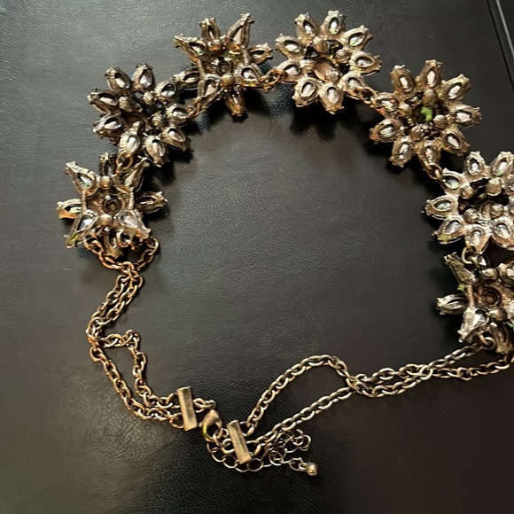 Francesca’s floral bib necklace - Picture 3 of 3
